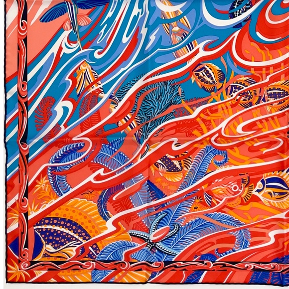 COLLECTIBLE NWT Hermes Scarf “De la Mer au Ciel” - Picture 10 of 11